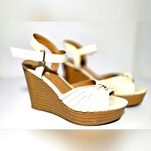 Report Size 7.5 Cream Cork Wedge 4.5" Sandals